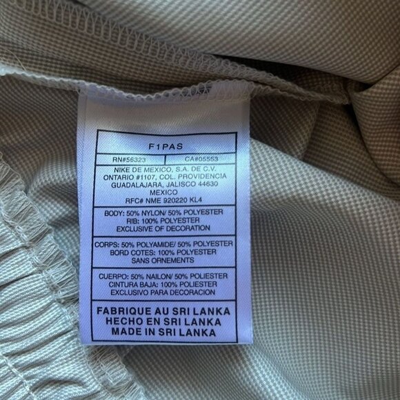 Nike Golf Beige Wind Vest Mens Size Large Nylon Blend Relaxed Fit Sporty Pullove - Picture 6 of 7